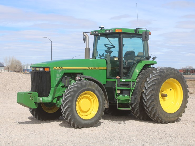john-deere-8100-image-17