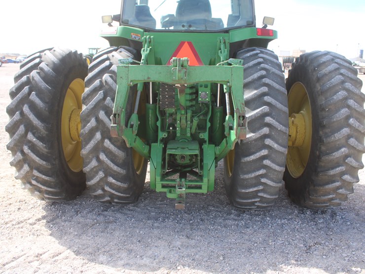 john-deere-8100-image-38