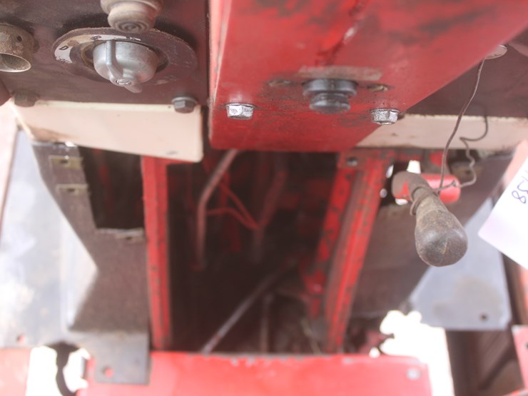 1976-international-155-image-37