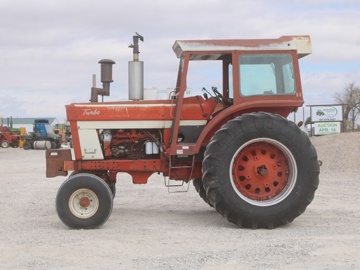 1976-international-155-image-1