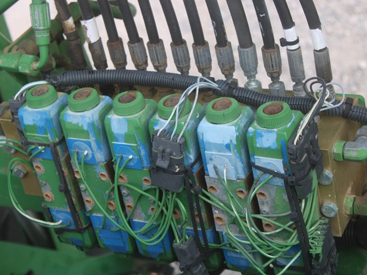 john-deere-4730-image-110