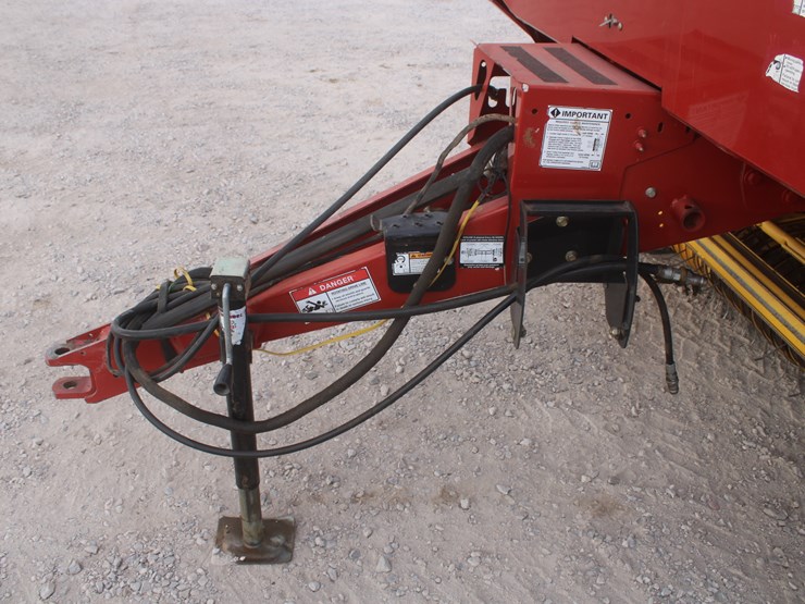 new-holland-br7090-image-13