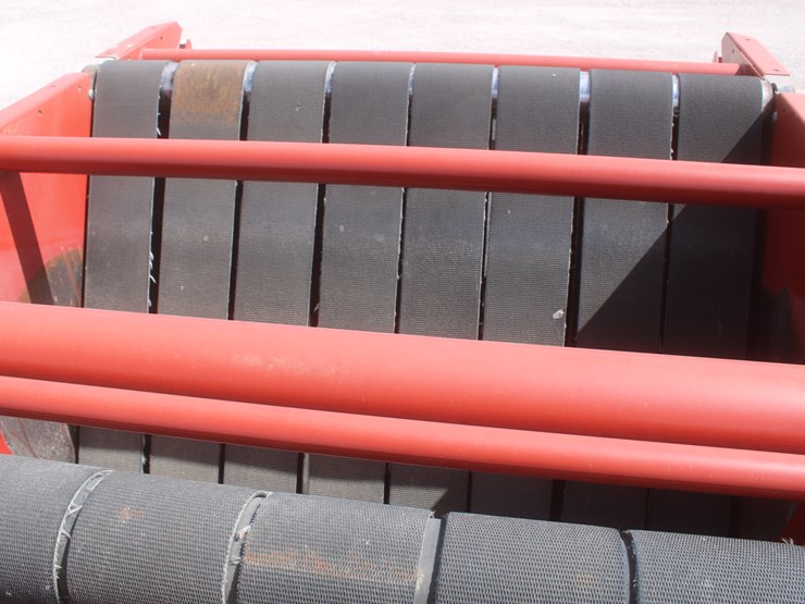 new-holland-br7090-image-27