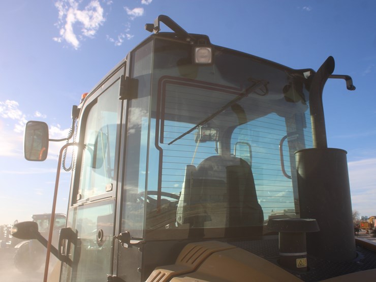 2014-caterpillar-907h2-image-55