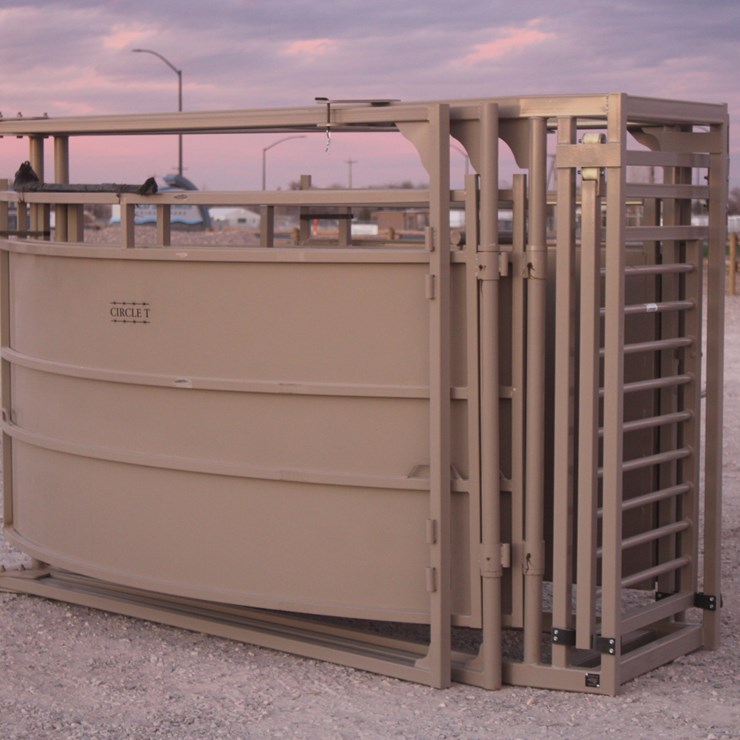 #1087 • New CIRCLE T Tub For Cattle Processing