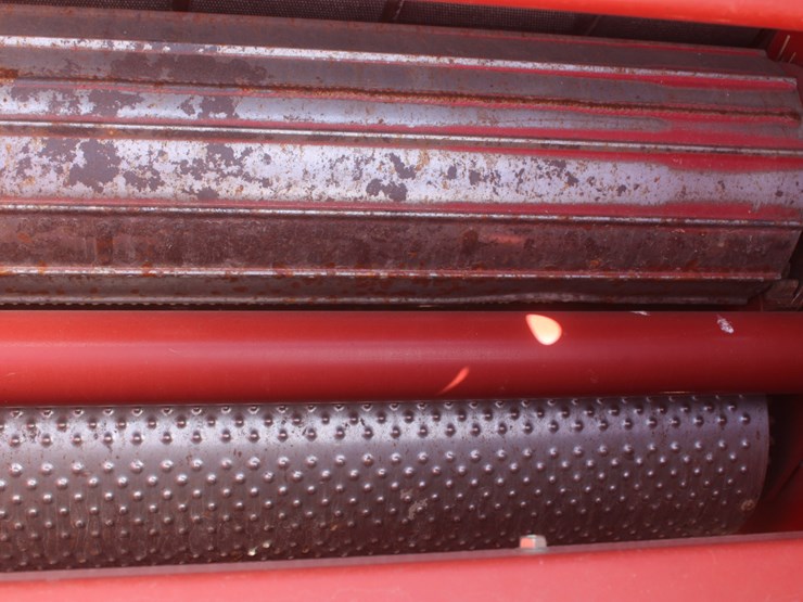 new-holland-br7090-image-26