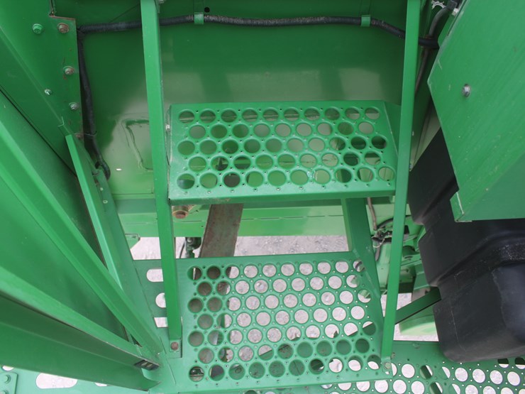 john-deere-9610-image-100