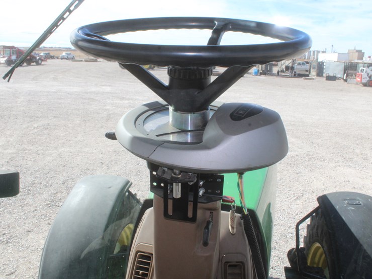 john-deere-8100-image-79