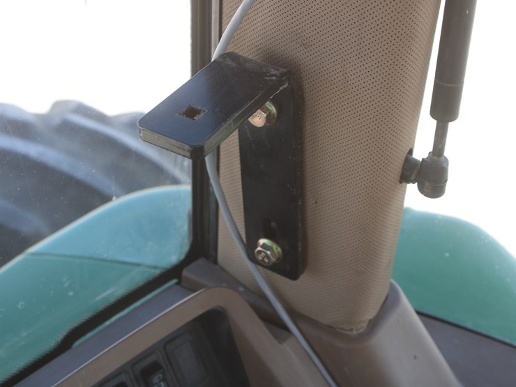 john-deere-8100-image-87