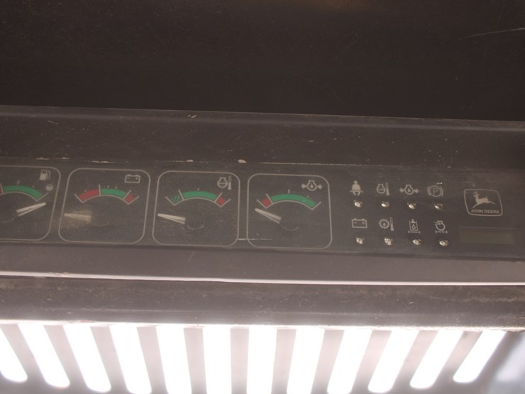 john-deere-250-image-56