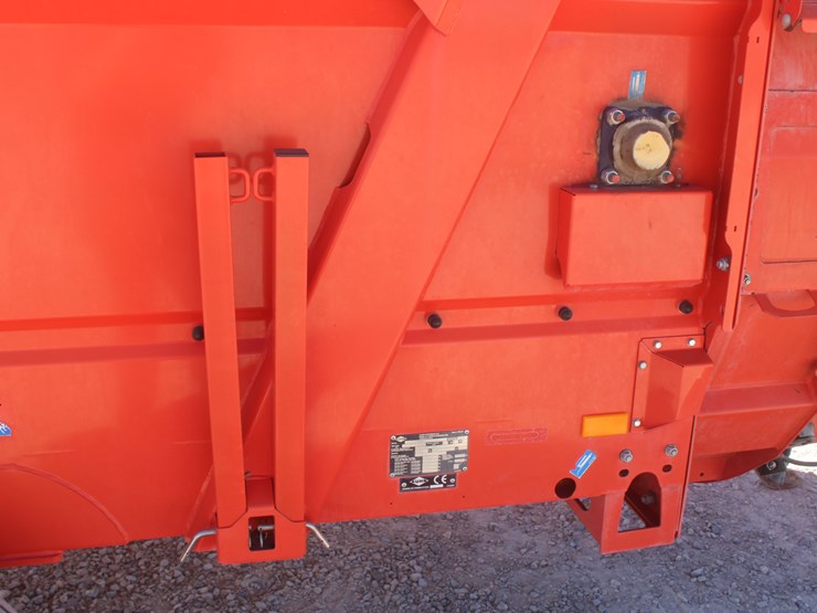 2015-kuhn-primor-4270m-image-38