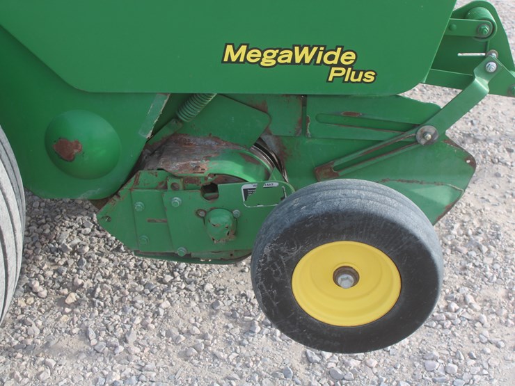 john-deere-568-image-57