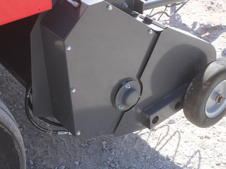 2020-massey-ferguson-1840-image-54