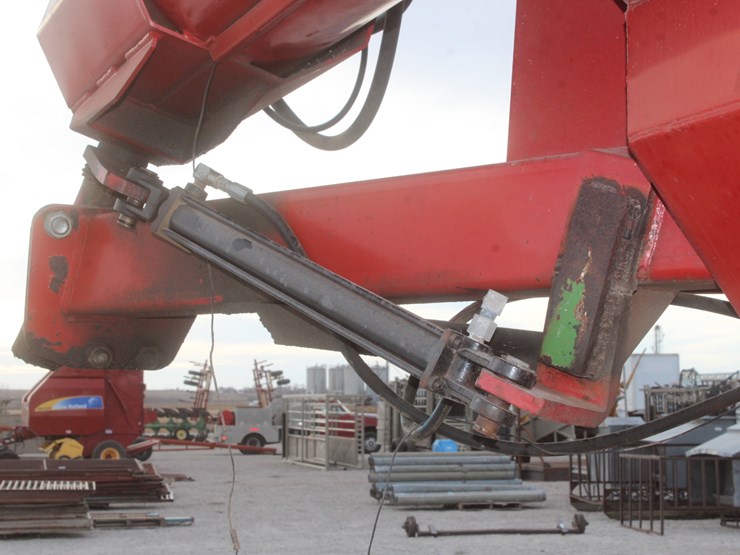 united-farm-tools-760-image-20