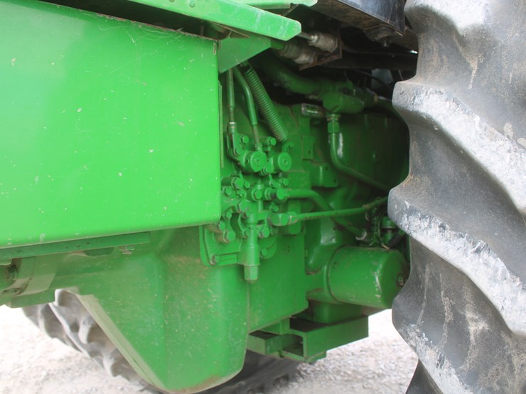 1985-john-deere-4650-image-50