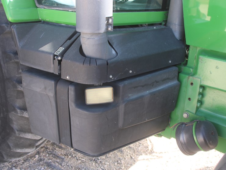 john-deere-8100-image-55