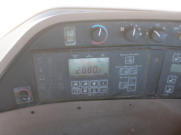 john-deere-8220-image-40