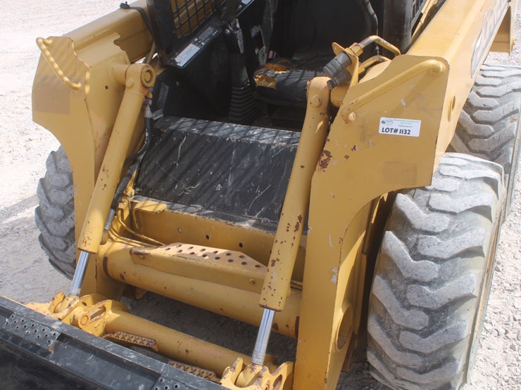 john-deere-250-image-15