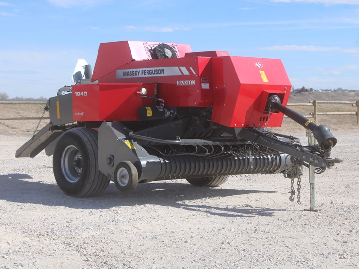 2020-massey-ferguson-1840-image-8