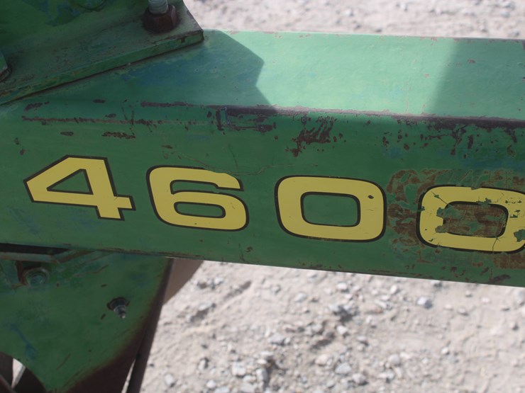 john-deere-4600-image-33