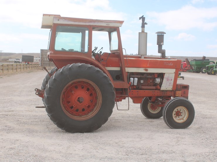 1976-international-155-image-6