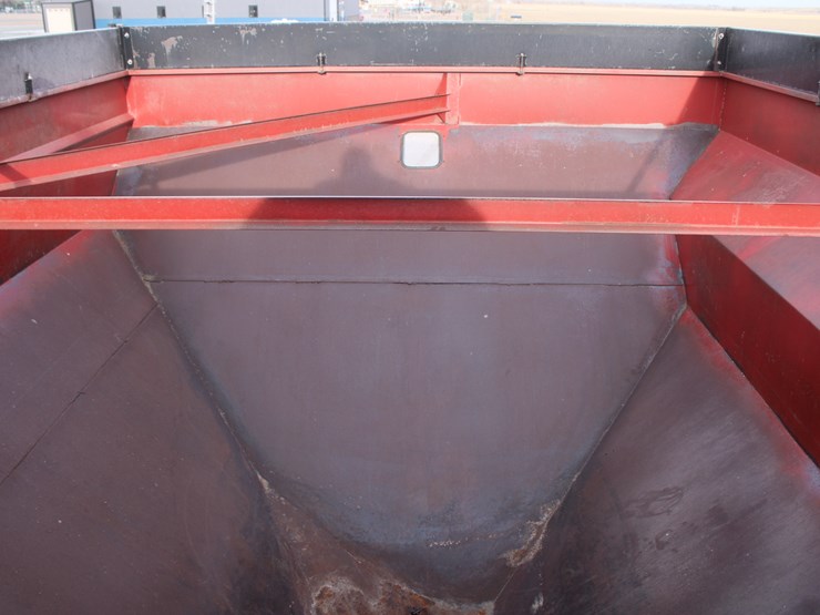 united-farm-tools-760-image-37