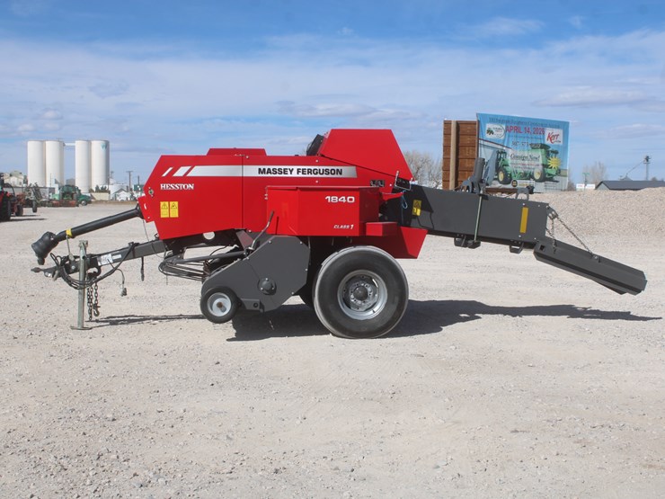 2020-massey-ferguson-1840-image-2