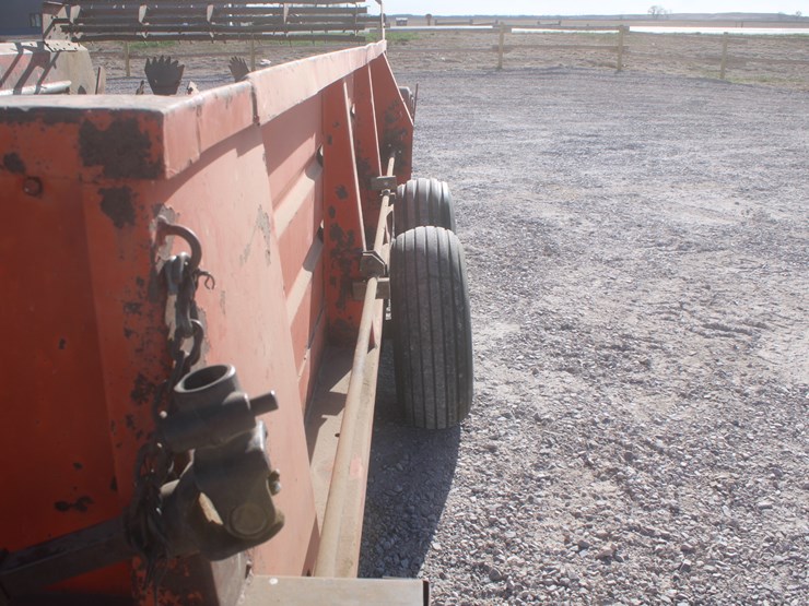 #1081-•-du-al-600-manure-spreader-image-32