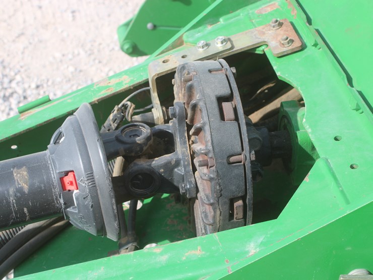 john-deere-568-image-21