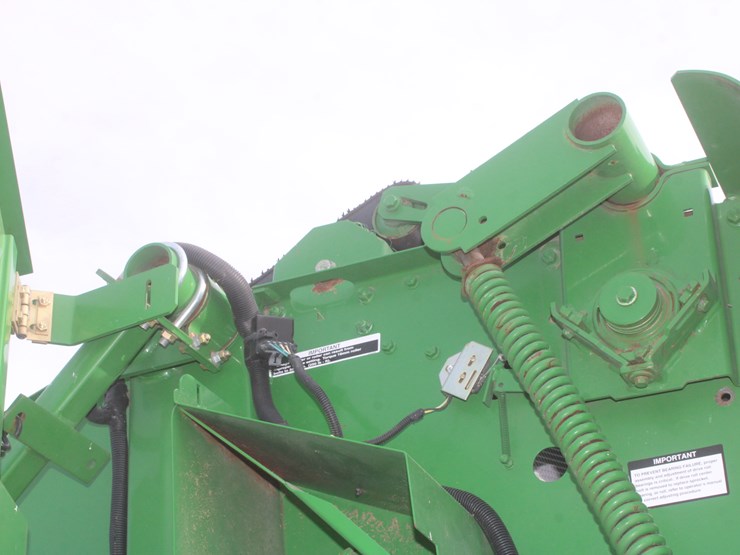 john-deere-568-image-65