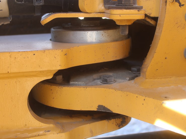 2014-caterpillar-907h2-image-30