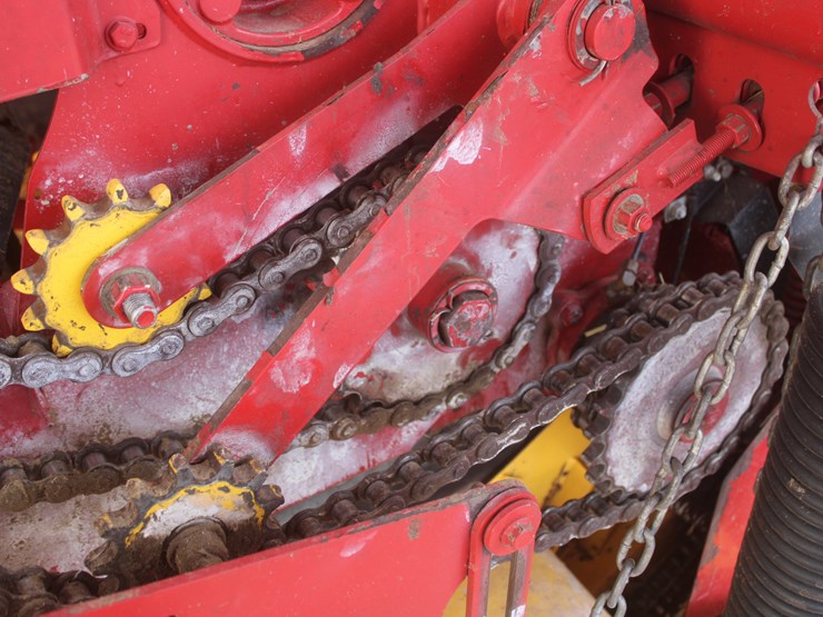 new-holland-br7090-image-33