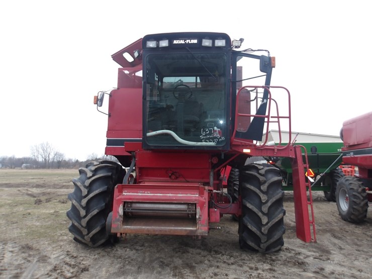 case-ih-1688-image-2