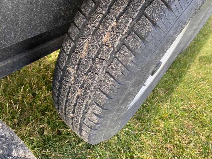 2023-patriot-345c-seed-tender-image-33