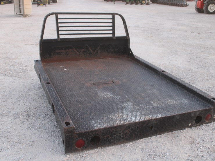 #3040-•-8ft-welker-flatbed-image-3