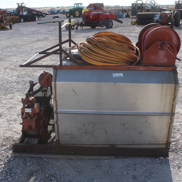 #3092 • BEAN Commercial Truckbed Sprayer