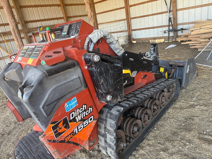 2018-ditch-witch-sk1550-image-4