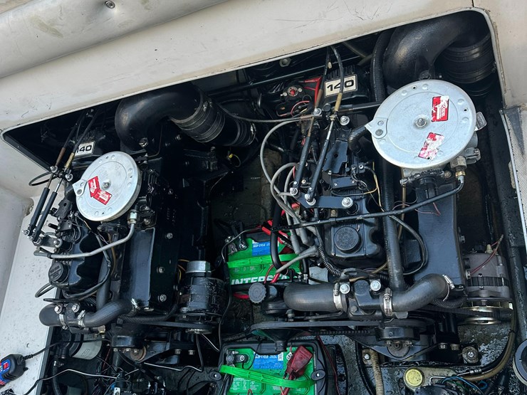 #154-•-1986-chris-craft-fishing-boat-image-6