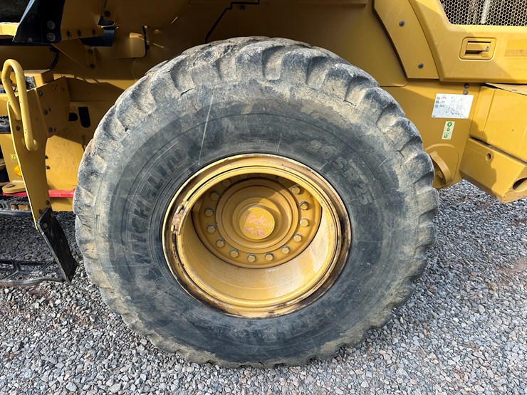 2016-caterpillar-938m-image-46