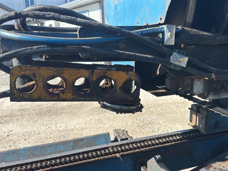 #142-•-2009-baker-3665d-portable-bandmill-image-10