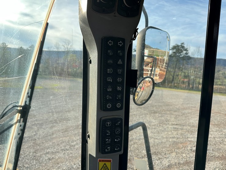 2012-caterpillar-950k-image-43