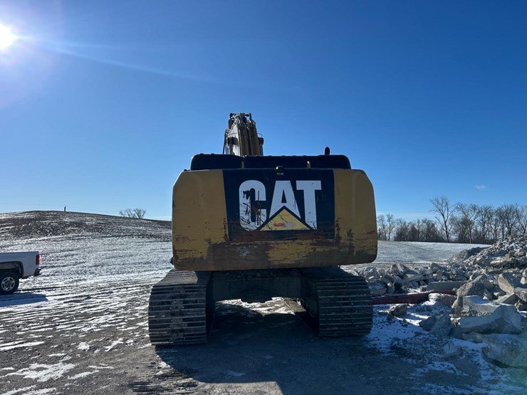2018-caterpillar-336f-image-6