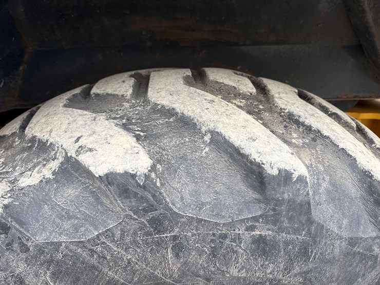 2001-deere-310sg-image-85