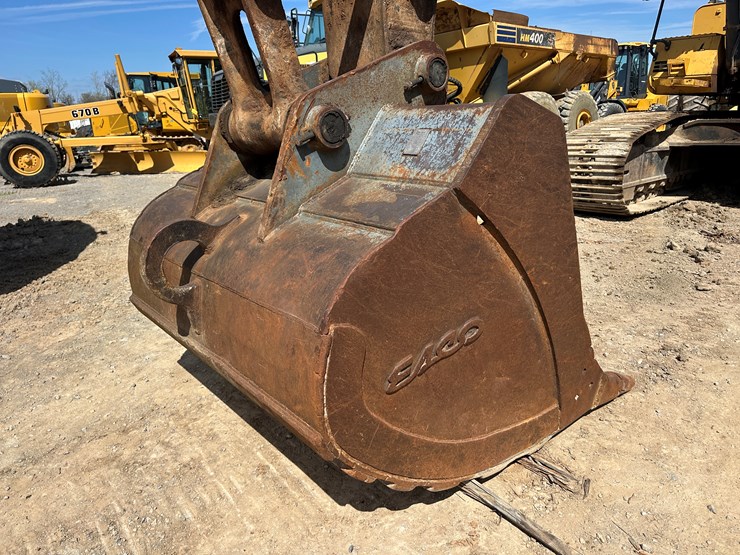 2016-deere-470g-lc-image-26