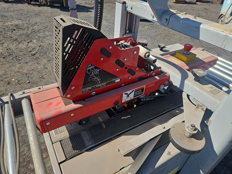 3m-box-taping-machine-image-6