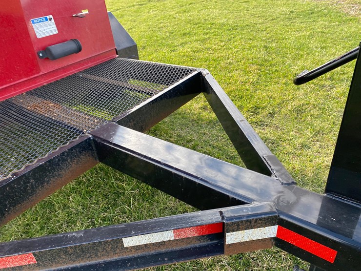 2023-patriot-345c-seed-tender-image-12