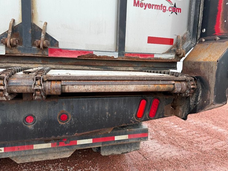 #302-•-lot-302-image-24