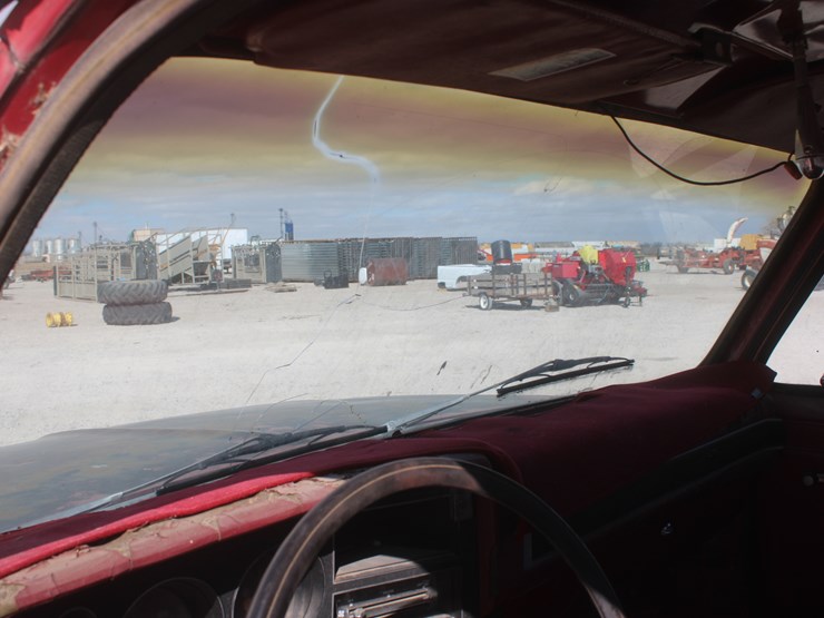 #3022-•-1980-chevy-silverado-3/4-ton-truck-with-flatbed-image-22