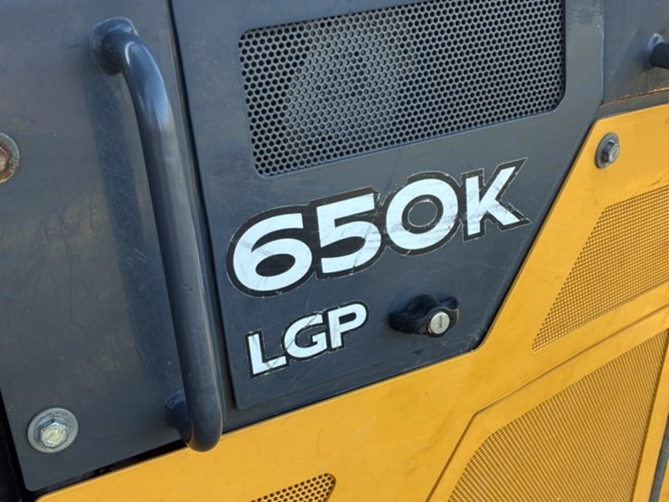 2019-deere-650k-lgp-image-20