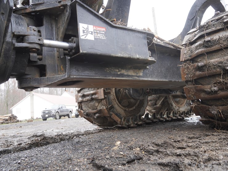 2011-timberpro-tf830b-image-42